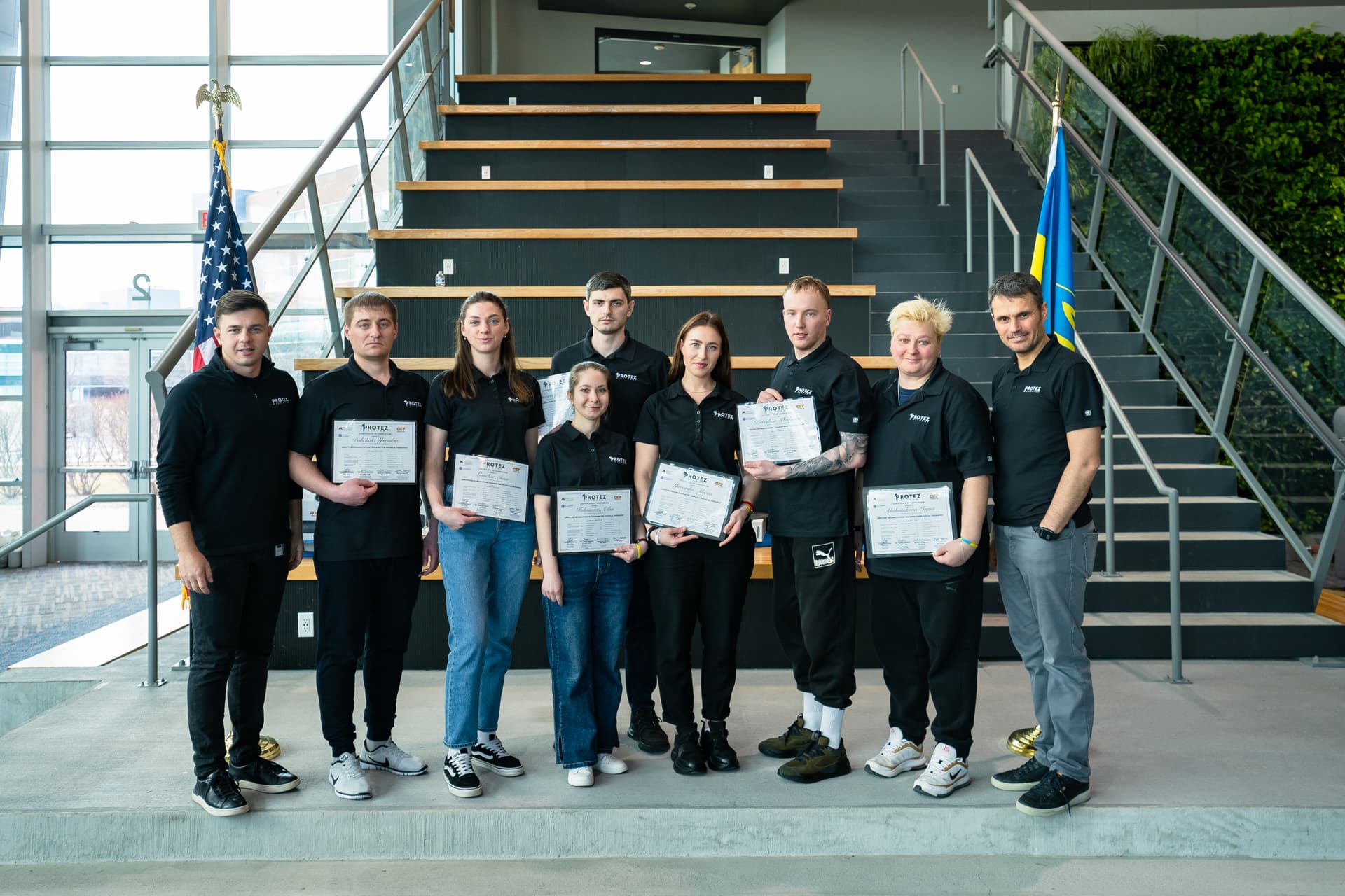 picture of Protez Academy students and teachers